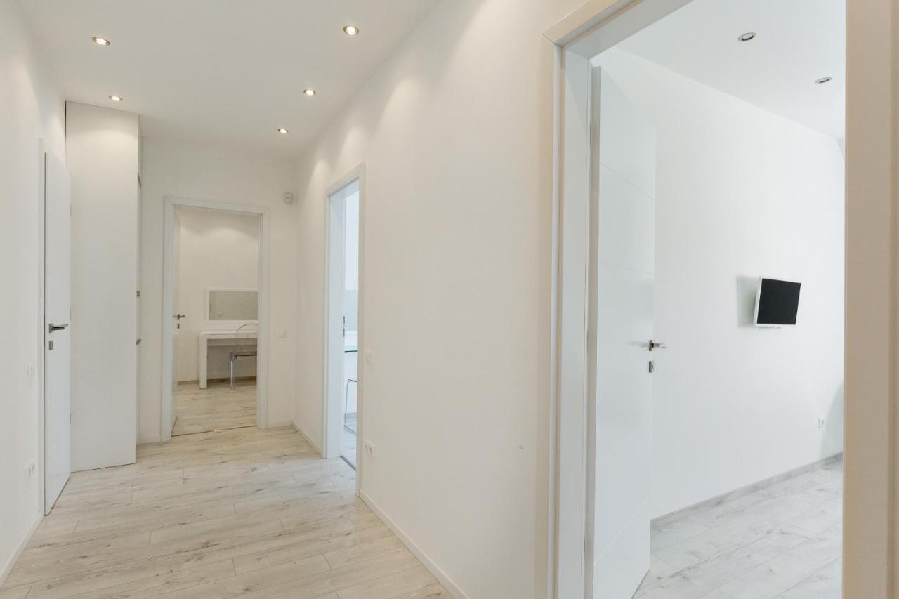 Apartment Square 2 Bedrooms - Michaelides Voeroesmarty Square Residences