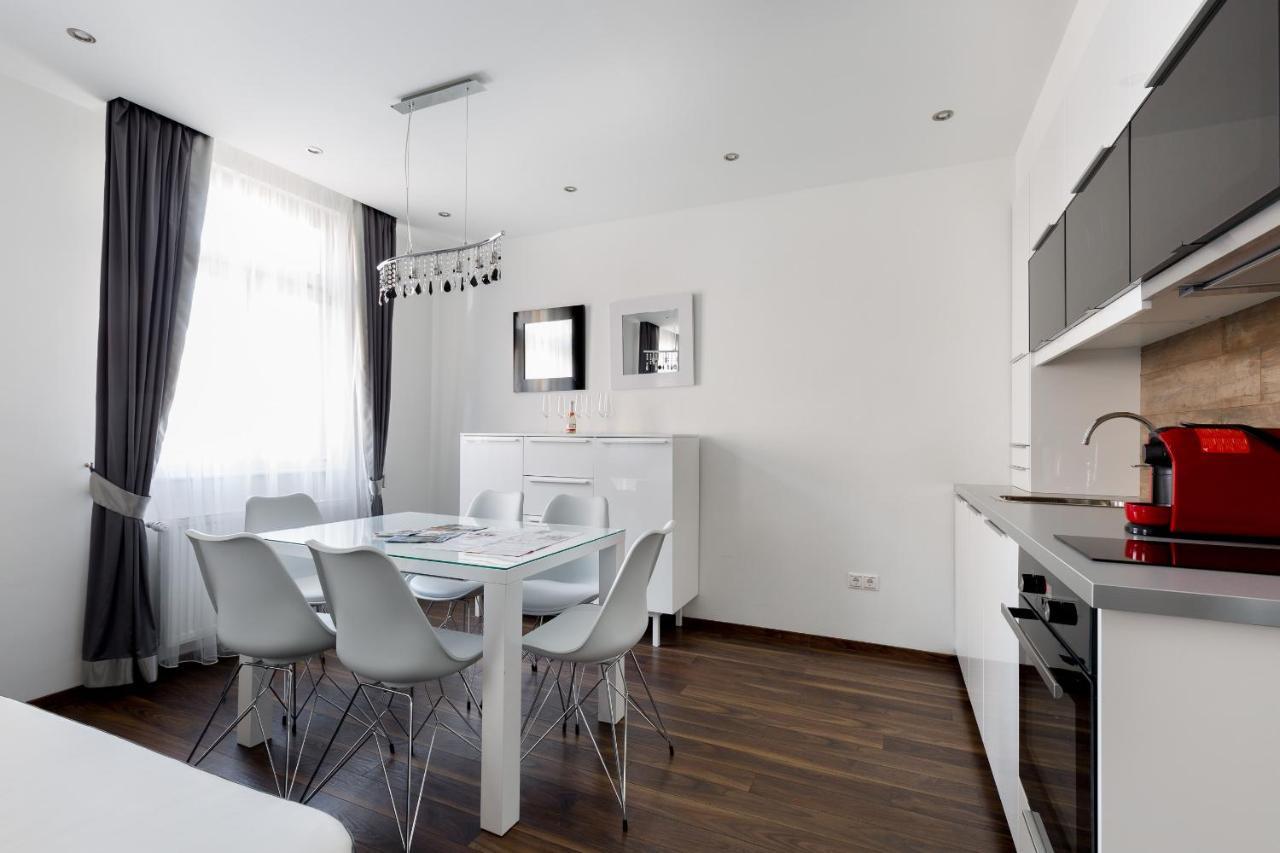 Square 2 Bedrooms - Michaelides Voeroesmarty Square Residences Apartment
